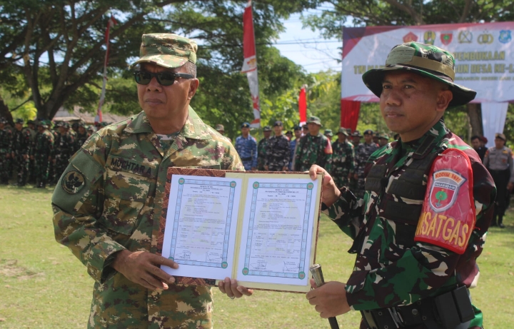 Bupati Bulukumba Menjadi Inspektur Upacara Dalam TMMD Ke-127, Desa Ara Menjadi Titik Pekerjaan
