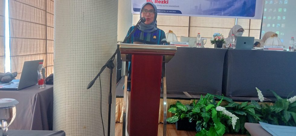 Hj. Rezki Bersosialisasi Pengawasan Penyelenggaraan Pemerintahan Daerah Tahun 2026 di Hotel Karebosi Premier