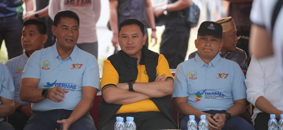 Kapolda Sulsel Hadiri Jalan Santai Anti Mager dan Pasar Murah Hari Jadi ke-357 Sulsel, Dukung Program Pemerintah untuk Kesejahteraan Masyarakat